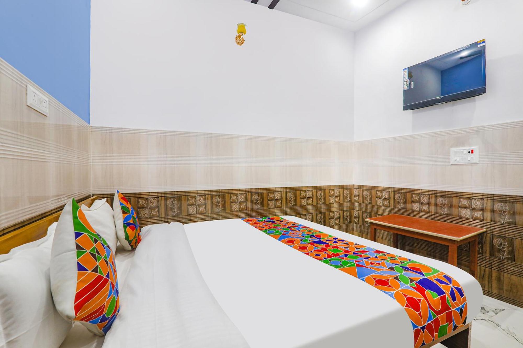 Hotel Fabexpress Shree Siya Raman - 500M From Shri Ram Janam Bhumi Ayodhya Exterior foto